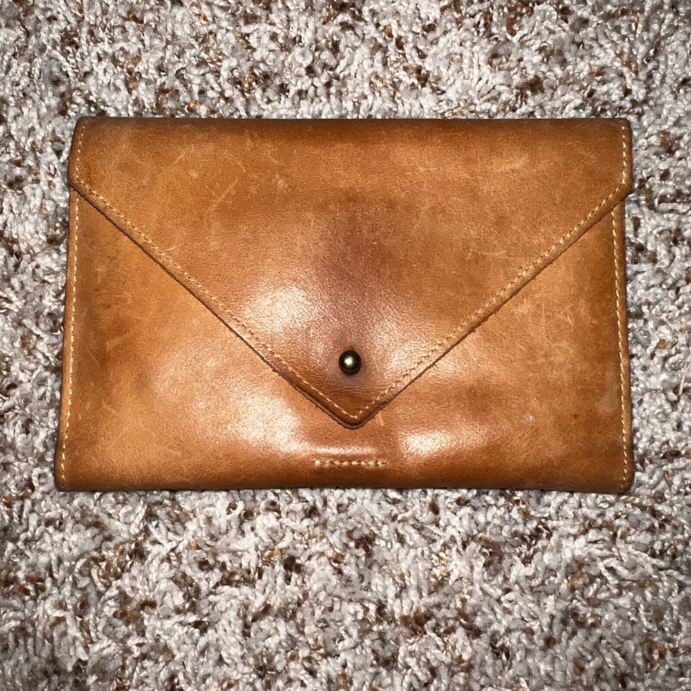 Hearth and hand by Johanna ganes wallet